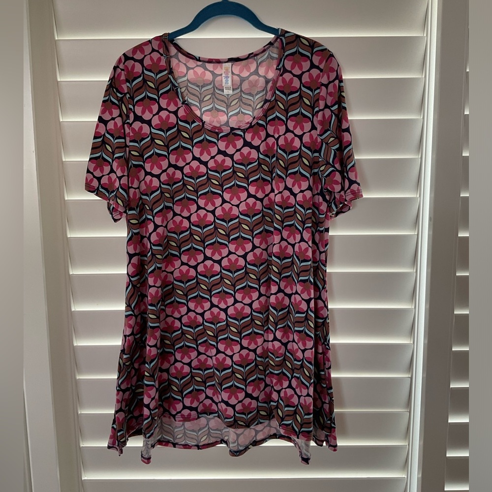 LuLaRoe Perfect Tee